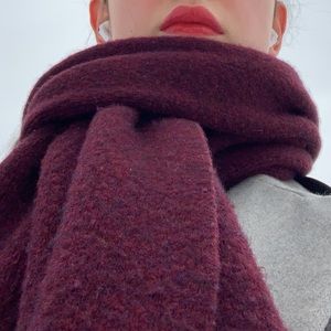 Meet your Posher, Lana